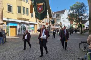 Bild1_Fahnenträger.jpeg