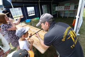 Kinderfest Aktion Blasrohrschiessen