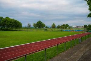 Aussenanlage_Sprintbahn.jpg