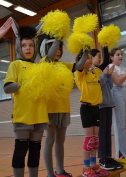Bild10_U15_Anfeuern.jpg